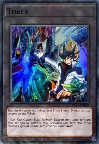 Token: Kite and "Number 62: Galaxy-Eyes Prime Photon Dragon" de Origens do Caos (Yu-Gi-Oh)